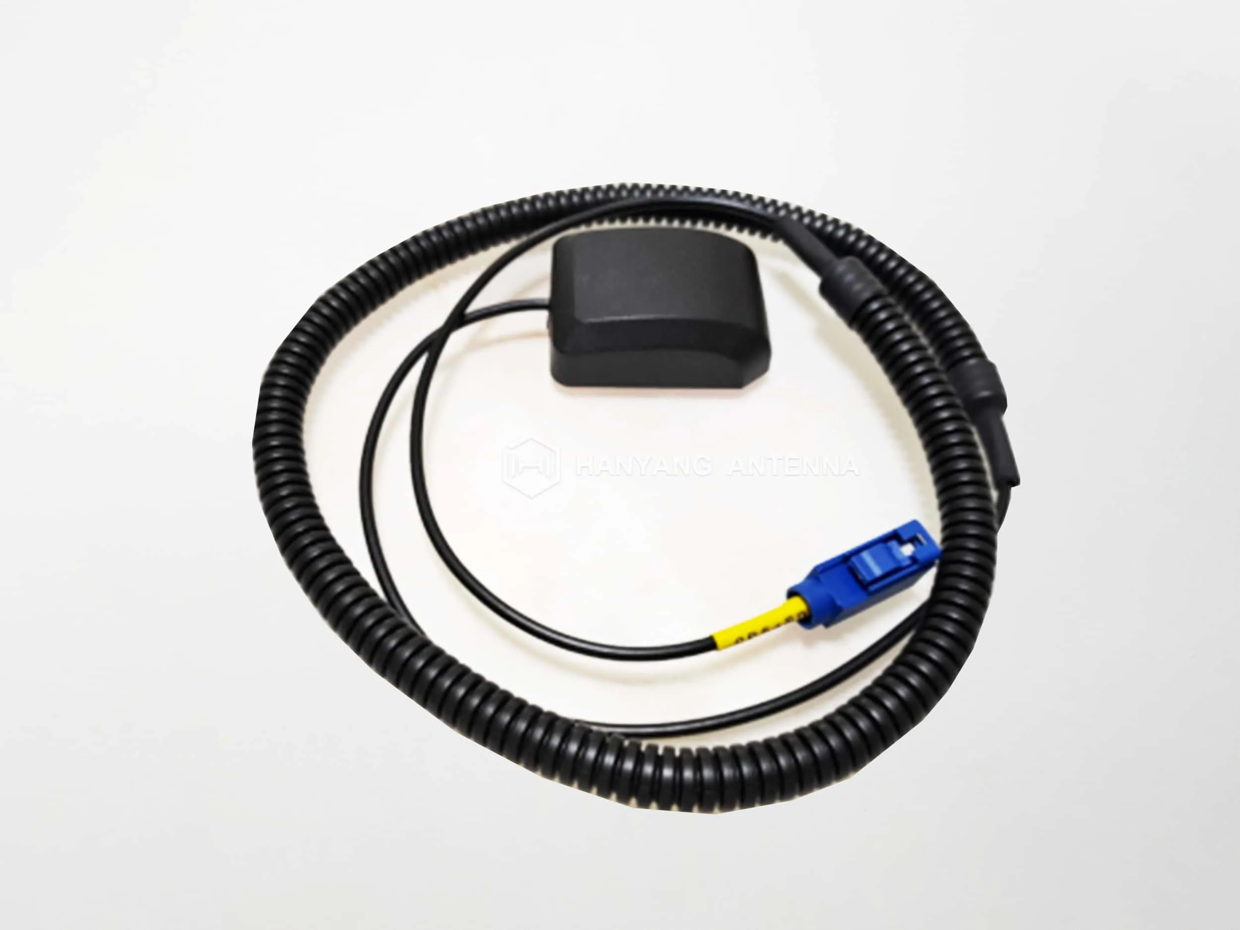GPS+BD GNSS External Active Antenna，vehicle，car，SMA，Connector Customizable，F01201000107